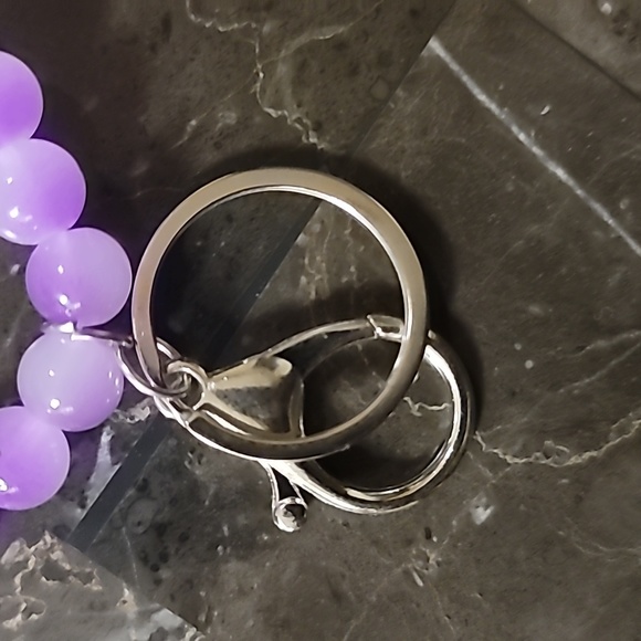 Purple Multicolored Flower Bead Elastic Bracelet Keychain - Picture 2 of 6